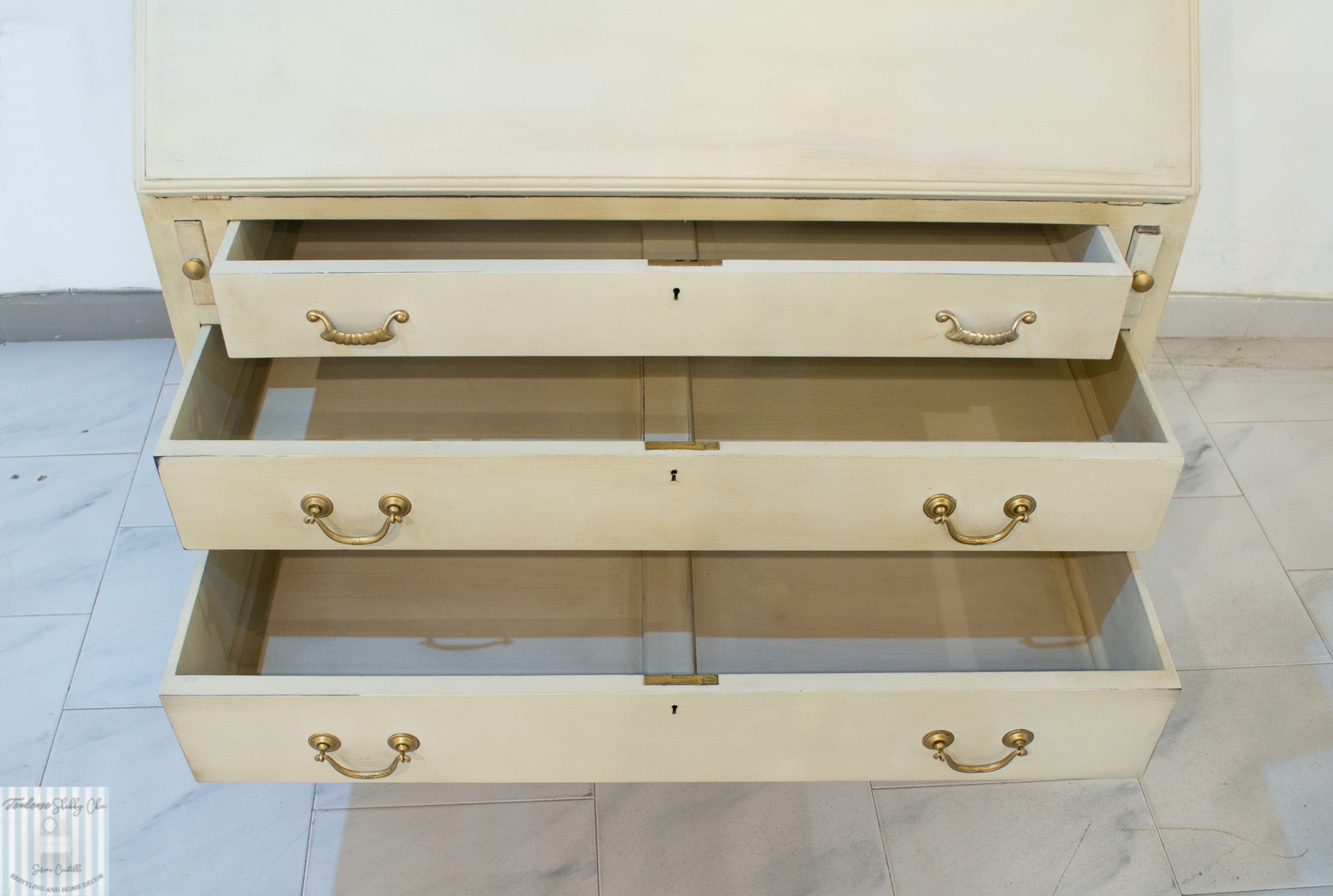 Credenza Shabby Chic provenzale 17 Credenza Shabby Chic provenzale - immagine 17