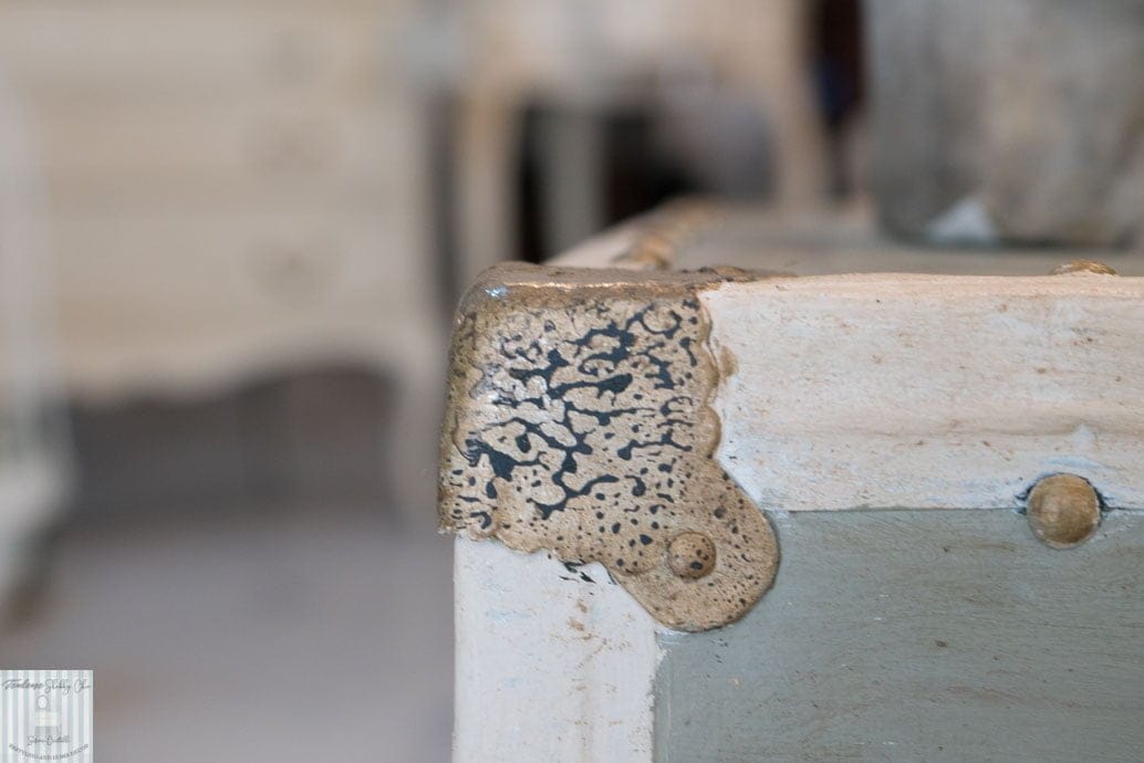 Baule in stile Shabby Chic 7 baule trasformato in stile shabby chic