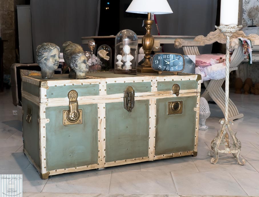 Baule in stile Shabby Chic 1 baule trasformato in stile shabby chic