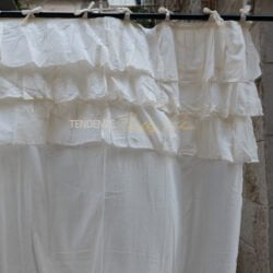 tenda avorio con rouches e laccetti L'Atelier 17
