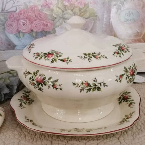 zuppiera in ceramica