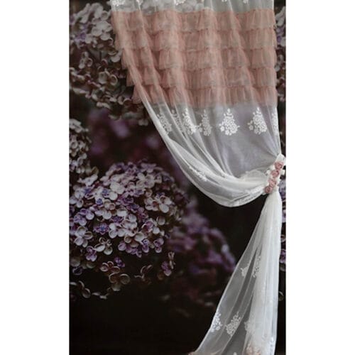 tenda in pizzo e tulle