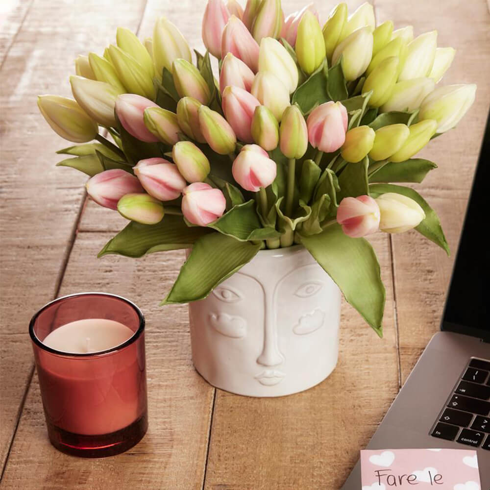 tulipani bianchi verdi e rosa artifciali