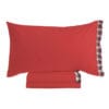 Draps doubles rouges à volants écossais