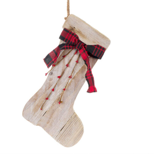 calza natalizia in legno con fiocco in tartan Nuvole di Stoffa