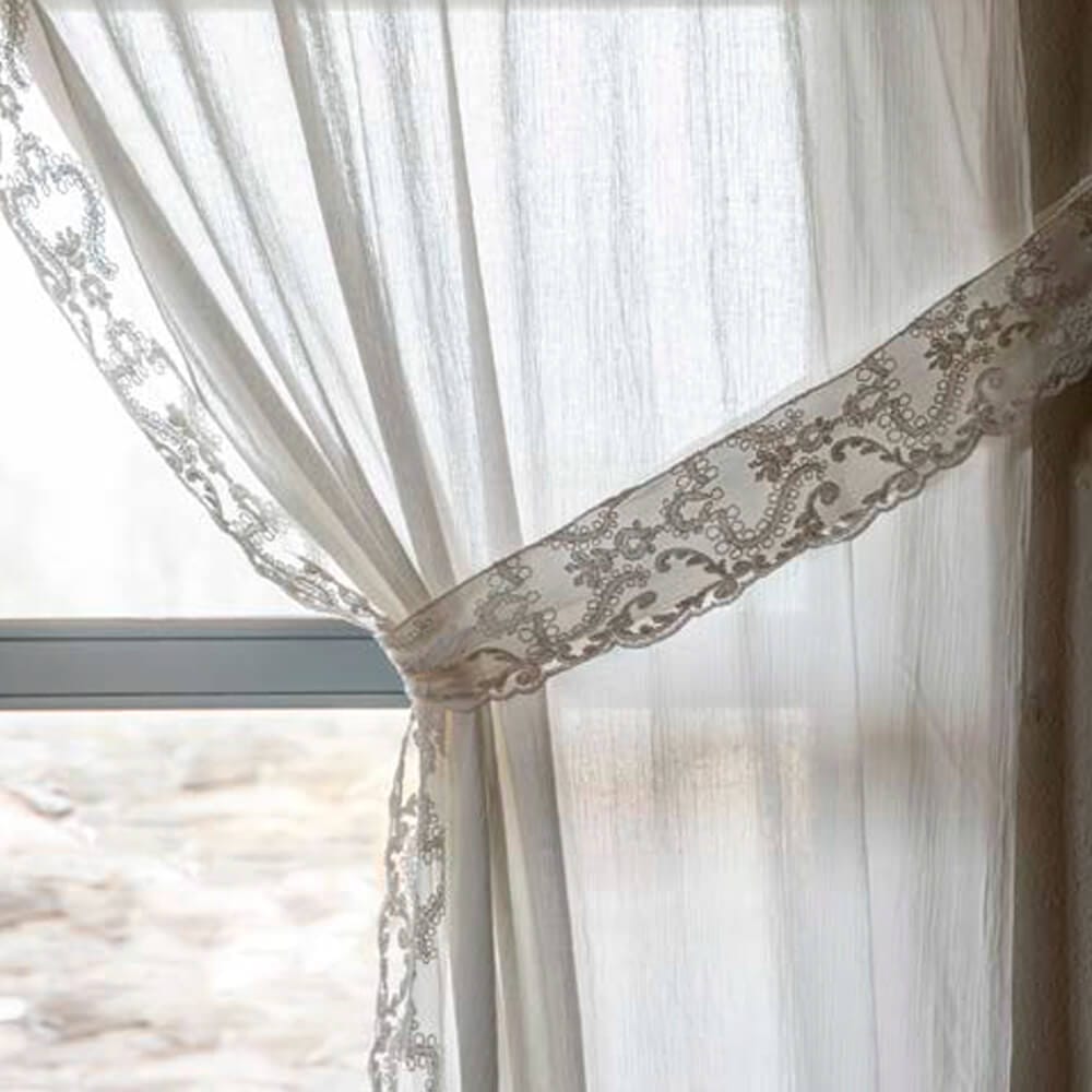 Tenda Romantique cornice Arabesque bianco naturale con embrasse 160x300