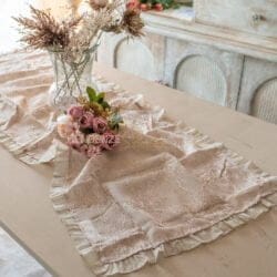 runner beige in pizzo l'atelier 17
