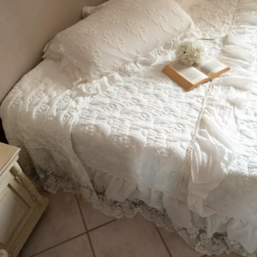 trapunta matrimoniale con pizzo chez moi