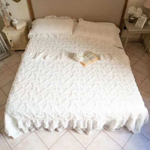 trapunta shabby chic colette con pizzo