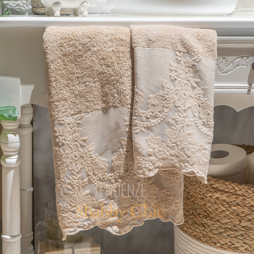Coppia-asciugamani-bagno-in-spugna-e-pizzo-Versailles-Ambra