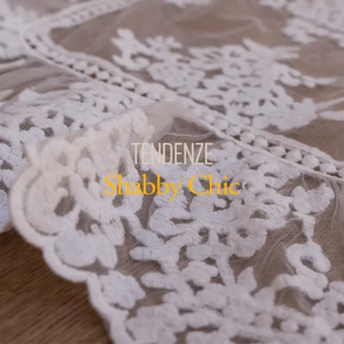 Chez Moi Centrino con volant in pizzo Flora bianco naturale 45x55 3