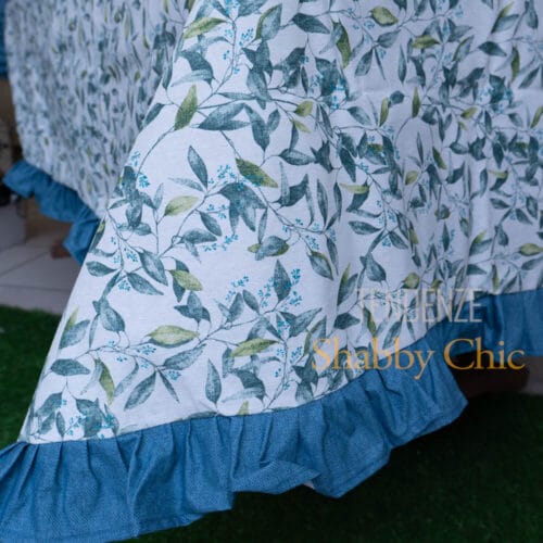 Tovaglia resinata con foglie e balza blu 2