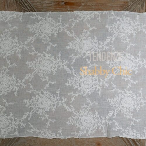 Chez Moi Chemin de table Etoile avec dentelle corinzio et triple volant en coton Blanc Naturel 50x160 – Image 5