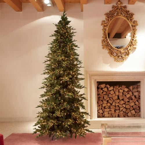 Albero di Natale artificiale Pino New Luxury di EDG, 240 cm, illuminato con 4000 LED, 2959 rami, colore verde naturale, per uso interno.