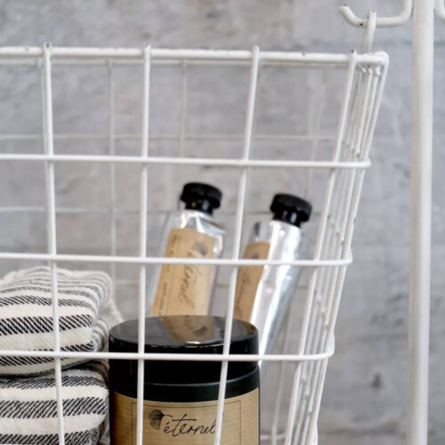 dettaglio supporto in metallo con 6 cestini 2