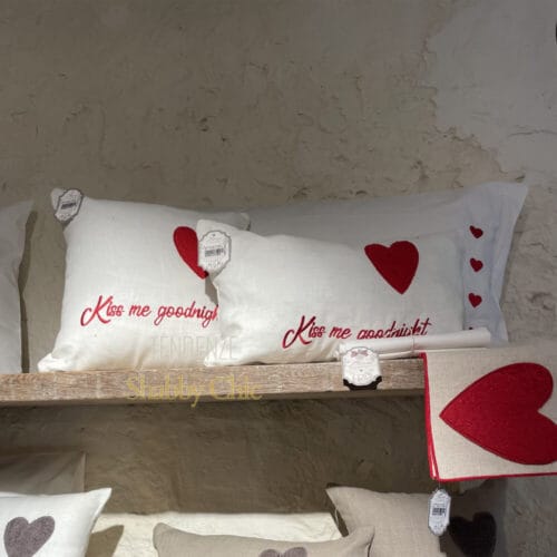 Collection Je t'aime de Blanc Mariclò : une touche romantique pour votre maison 2 cuscini cuore rosso je taime