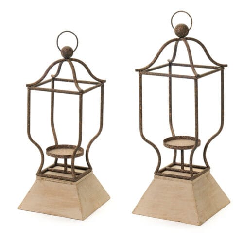 Panca in legno bianco invecchiato con due cassetti e design elegante, perfetta per arredare ingressi, camere o soggiorni in stile shabby chic.
