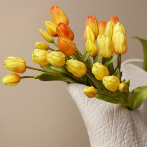 Alternative view of EDG Bouquet 5 Tulipes Jaunes et Oranges H 40 cm