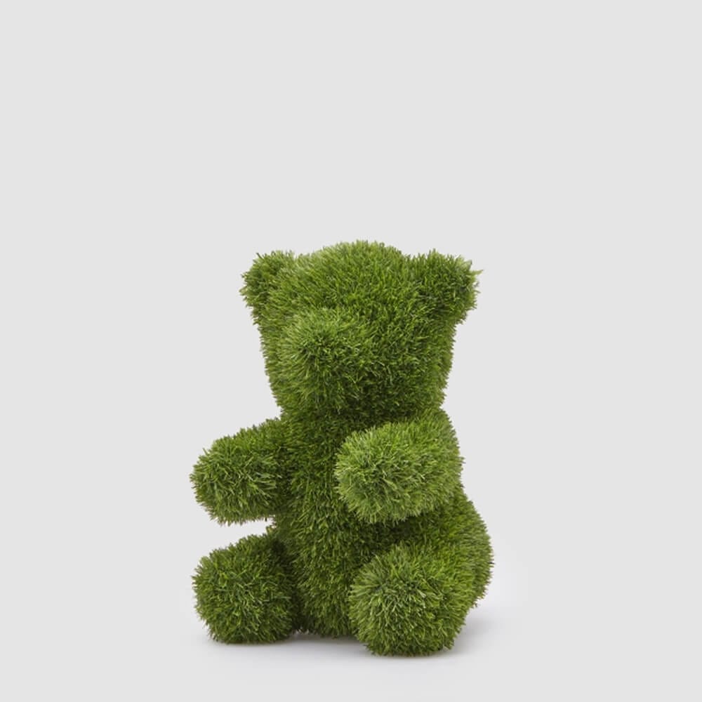 EDG Decorazione Orso in Erba H 35 cm 1 Orso decorativo in erba sintetica verde, della collezione Topiary EDG, ideale per ambienti esterni.