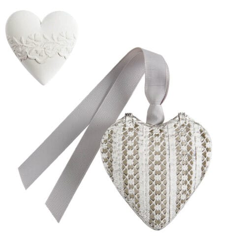 Mathilde M. Cuore in Metallo Traforato con Gesso Profumato Fleur de Coton