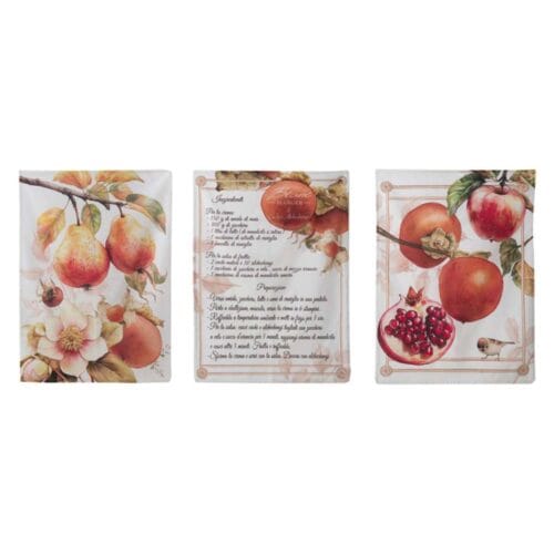 Set di tre canovacci Blanc Mariclò con stampe autunnali di frutti, fiori e ricetta stampata, in cotone.