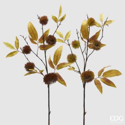 Ramo decorativo autunnale EDG con foglie giallo-brunite e ricci di castagna realistici, disponibile in due tonalità.