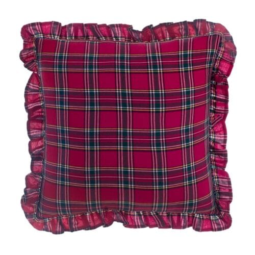 Cuscino quadrato Blanc MariClo con fantasia tartan rossa e bordo con gala arricciata da 5 cm, perfetto per decorazioni natalizie.