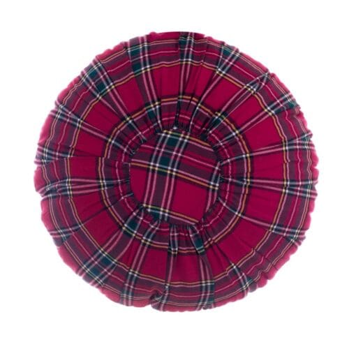 Cuscino rotondo Blanc MariClo con motivo tartan rosso e cucitura centrale arricciata, ideale per decorazioni natalizie.
