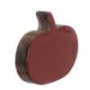 Zucca decorativa piatta in legno con superficie laccata rosso scuro e bordo naturale a vista.
