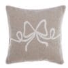 Cuscino quadrato beige con ricamo bianco a fiocco e profilo in cotone, stile elegante e naturale.