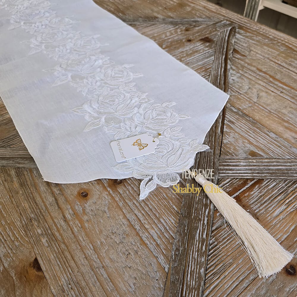 Fiori di Lena Runner Lino Bianco con Nappe e Pizzo 135x35 2 Fiori di Lena Runner Lino Bianco con Nappe e Pizzo 135x35 - immagine 2