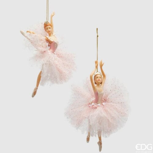 Due addobbi a forma di ballerina in plastica con tutu rosa in pizzo e dettagli glitterati, da appendere.