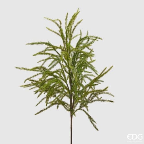 Ramo artificiale Cryptomeria H71 cm con aghi realistici in polietilene, effetto naturale.