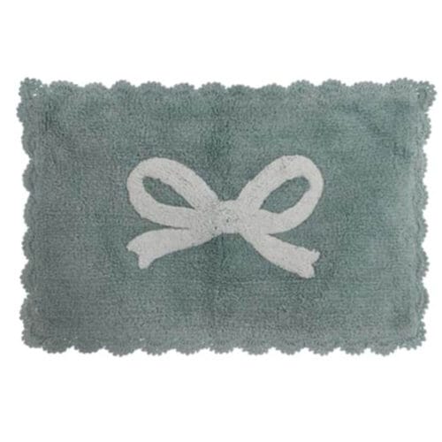 Tappeto bagno verde salvia con fiocco bianco centrale e bordi sagomati ondulati