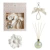 Cofanetto regalo Mathilde M Fête Nacrée con diffusore in vetro, fiore in gesso profumato e portachiavi con perle e fiocco avorio.