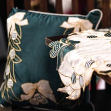 Alternative view of Clodette Runner Jolie Velluto Verde Ricamato 140x49 cm