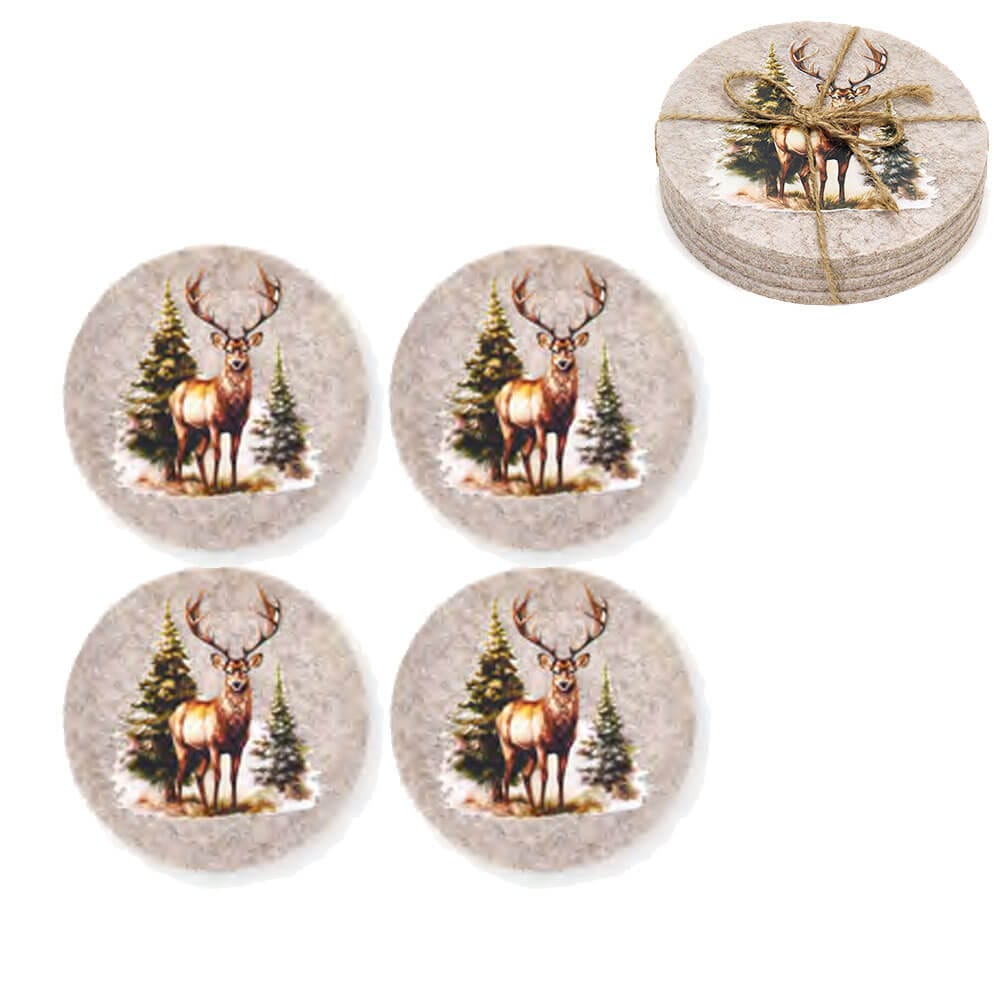 Set 4 sottobicchieri rotondi in feltro grigio con decorazione cervo tra pini innevati, collezione Bosco Incantato.