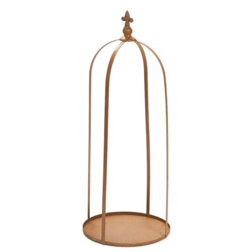 Lanterna decorativa in metallo corten alta e slanciata con dettaglio a giglio, ideale per ospitare candele o allestimenti shabby chic.