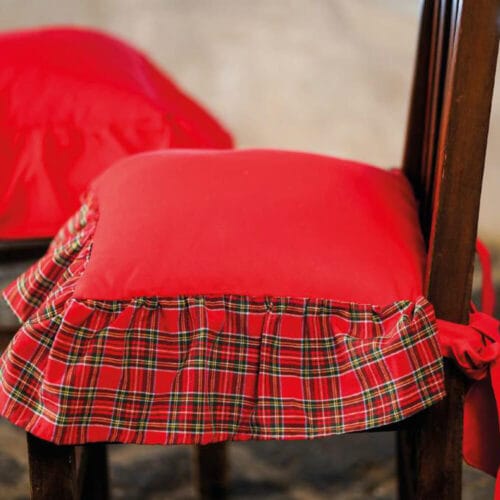 Cojín para silla de Navidad de algodón rojo con volante de Tartan y lazos laterales Clodette
