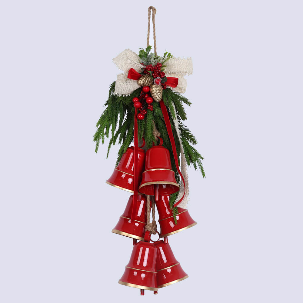 Campanacci natalizi rossi Fiori di Lena con rami di pino, pigne e fiocco – decorazione shabby chic profumata da appendere, H60 cm.