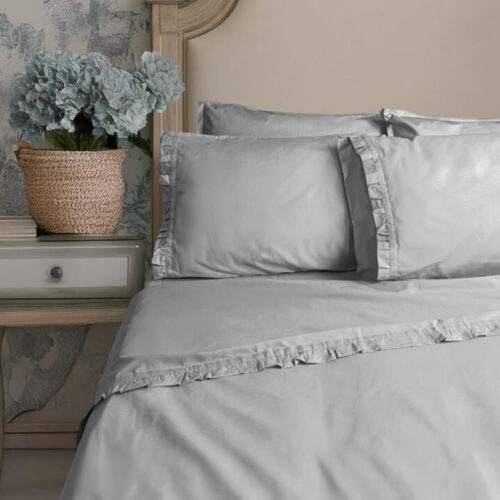 Set lenzuola matrimoniali grigie Blanc Mariclò con gala decorativa, composto da lenzuolo sopra, lenzuolo con angoli e federe.