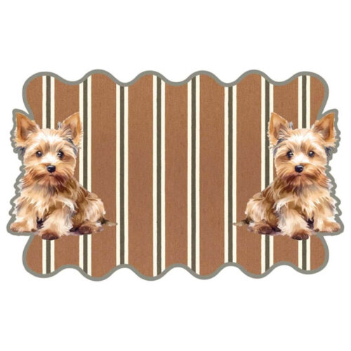 Mantel individual de vinilo a rayas marrones con dos cachorros de Yorkshire terrier impresos en los laterales y borde con forma.