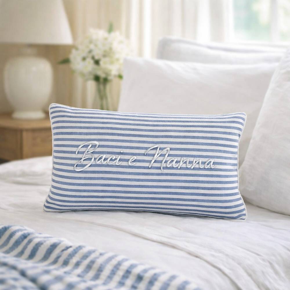 Blanc MariClò Cojín Baci e Nanna Azzurro 30x50 cm - Colección Bebé 1 Blanc MariClò Cojín Baci e Nanna Azzurro 30x50 cm - Colección Bebé