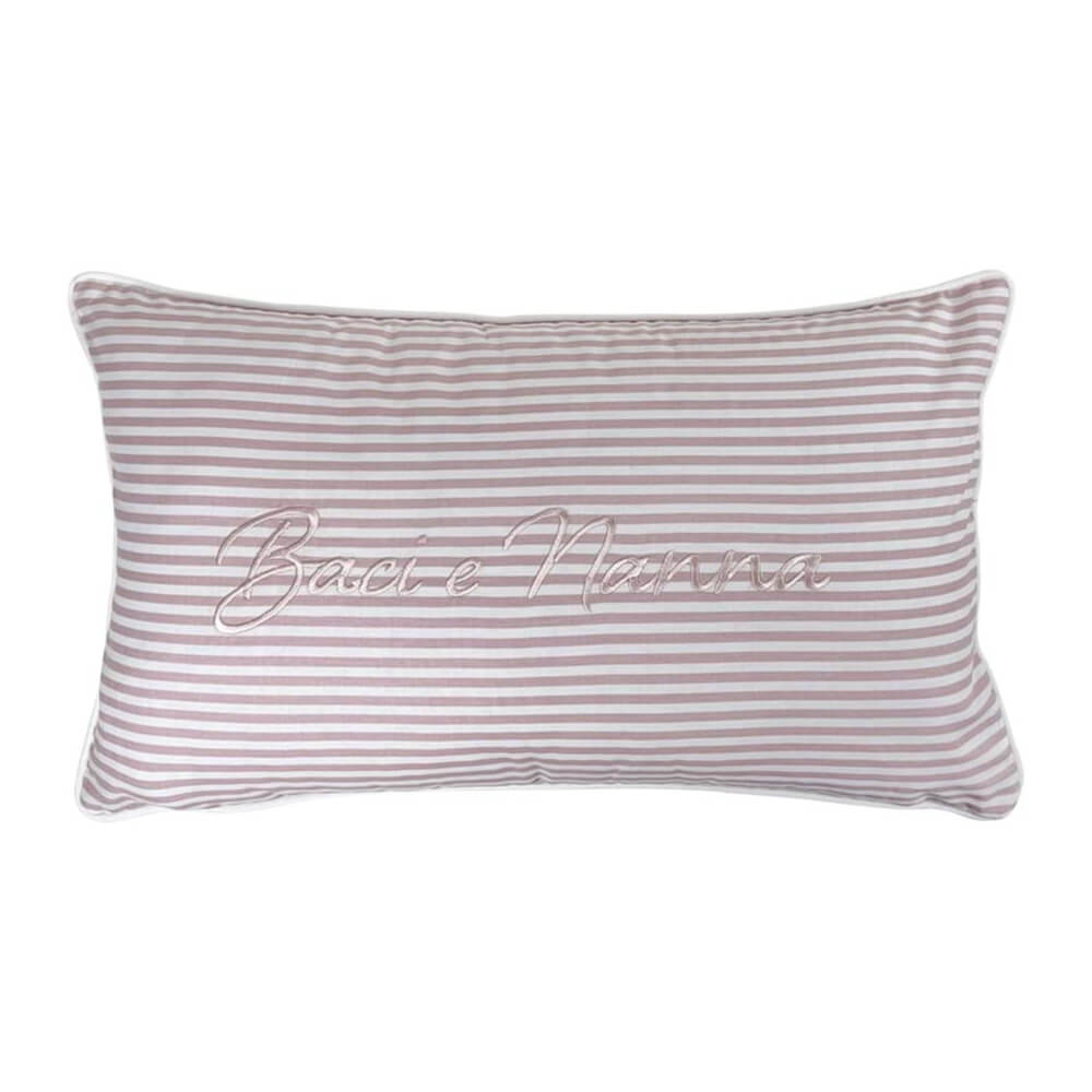 Blanc Mariclò Cuscino Baci e Nanna Rosa 30x50 cm – Collezione Baby 2 Cuscino rettangolare a righe rosa e bianche con scritta ricamata “Baci e Nanna” in filo rosa chiaro.