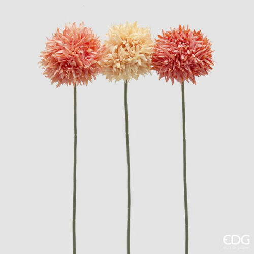 Ramo artificiale di dalia ponpon con fiore rotondo e petali fitti nei toni rosa, pesca e crema.