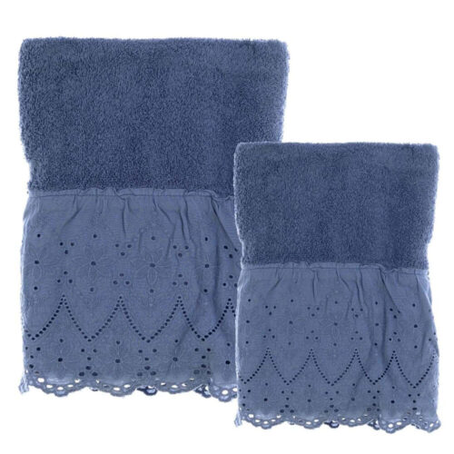 Coppia asciugamani blu Blanc Mariclò in spugna con elegante balza in Sangallo tinta capo, stile romantico.