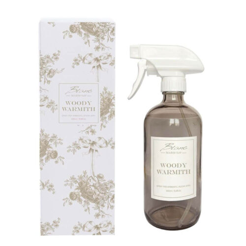 Blanc MariClò 450ml spray d'ambiance dans un flacon en verre ambré avec un emballage floral blanc.