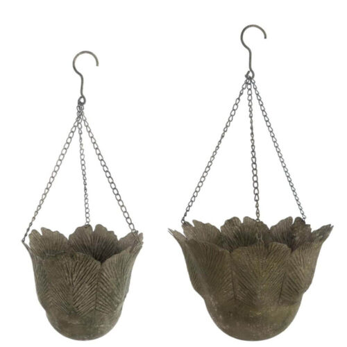 Porta pianta in metallo sospeso, con decoro a foglia e catene in ferro per appenderlo, finitura vintage.