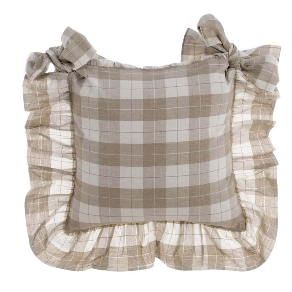 Blanc MariClo’ copricuscino Quadri di Cotone 40x40 1 Copricuscino quadrato a quadri beige/panna Blanc MariClo’ con ampia balza arricciata e fiocchi decorativi sugli angoli, 40x40 cm, senza imbottitura.
