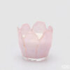 Candela EDG in vetro rosa iridescente a forma di fiore con petali e cera bianca, profumo Rose Water.